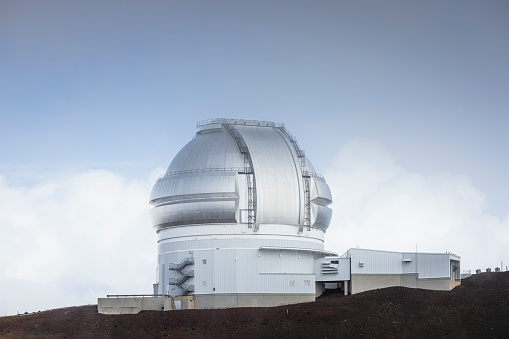 Astronomical observatory buildings in hawaii