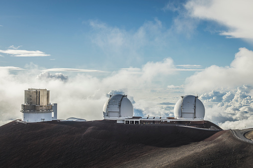 Astronomical observatory buildings in hawaii