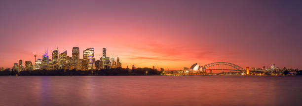 istock Sunset of Sydney 1477455180