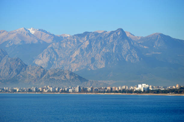 istock Town at the mountains 1477493461