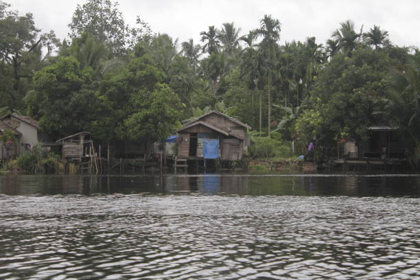 istock House by the river 1477517322