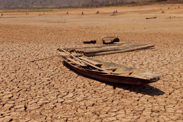istock Fishing boat on drought conditions. 1477528881