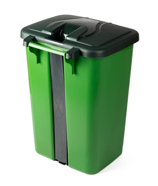 istock Green recycle bin isolated on white background 1477540143