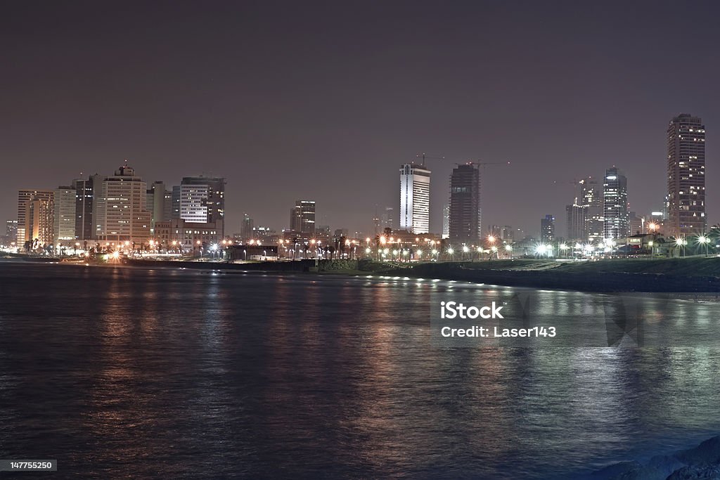 Tel Aviv-Vista nocturna desde Jaffa - Foto de stock de Agua libre de derechos