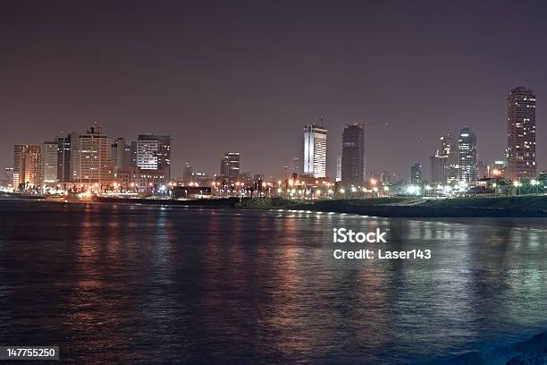 Tel Avivvista Notturna Da Jaffa - Fotografie stock e altre immagini di Acqua - Acqua, Ambientazione esterna, Architettura