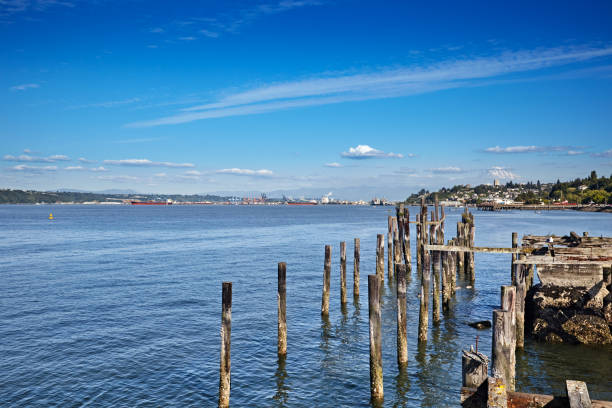 istock Wide view of Tacoma's Commencement Bay 1477569583