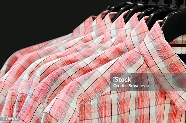 Camisa Xadrez - Fotografias de stock e mais imagens de Algodão - Algodão, Armazém Comercial, Boutique