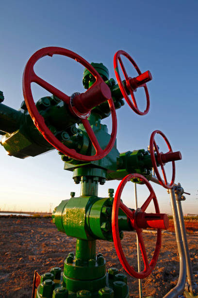 istock Pipes and valves 1477658567