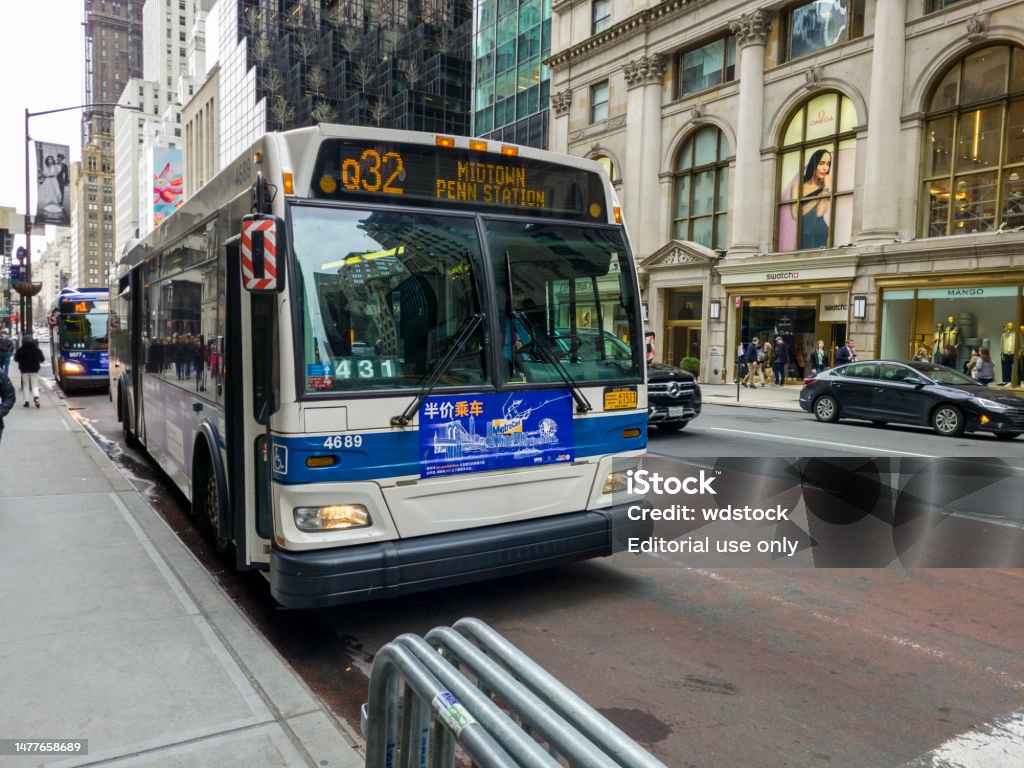 Q32 Bus On Fifth Avenue In Manhattan Stock Photo - Download Image Now - Bus Stop, USA, Bus - iStock q32-bus-on-fifth-avenue-in-manhattan-stock-photo-download-image-now-bus-stop-usa-bus-istock