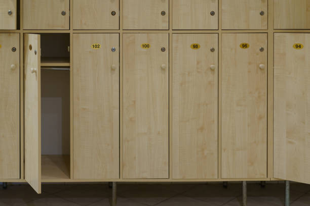 Door cells for clothes in the changing room