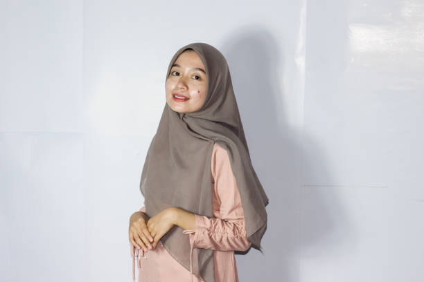 istock Young women hijab portrait 1477738603