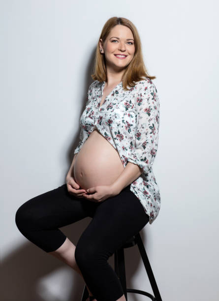 istock Pregnant and beautiful 1477756294