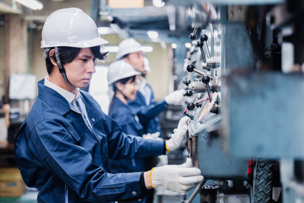 istock Staff working at a power plant 1477784852