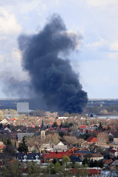 istock Large fire and smoke over the city 1477790379