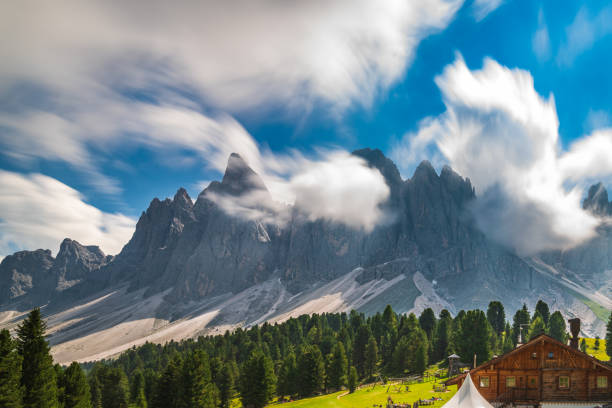 istock Clouds on the peaks of the Odle 1477823567