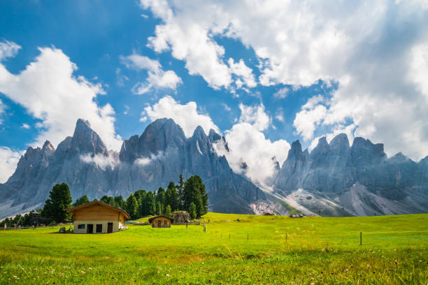 istock Clouds on the peaks of the Odle 1477823615