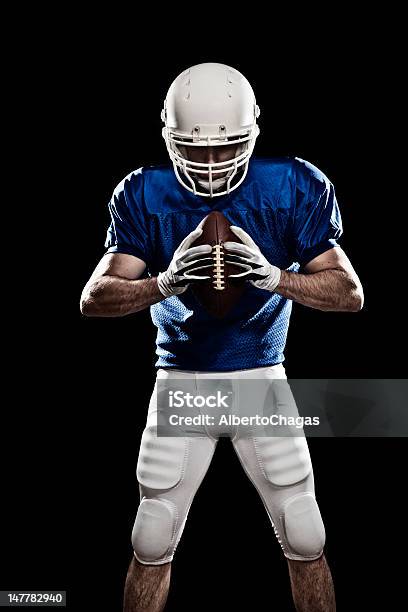 Football Player With A 볼 03 미식축구 선수에 대한 스톡 사진 및 기타 이미지 - 미식축구 선수, 파란색, 미식 축구