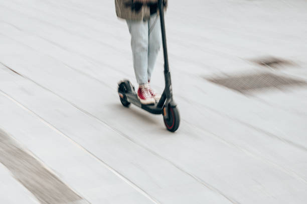istock scooter in the city 1477829818