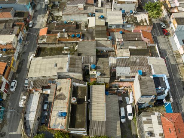 istock Poor neighborhood 1477860727