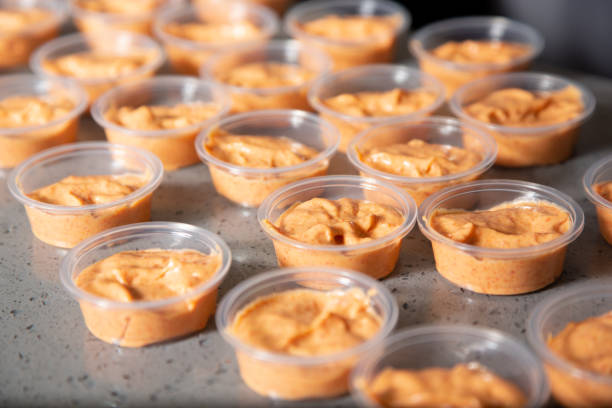 istock counter of condiment cups 1477878461