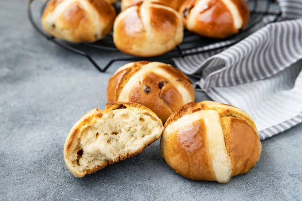 istock Traditional hot cross buns freshly baked for Easter 1477880448