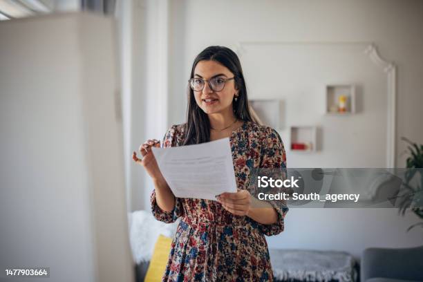 Actress Practicing Her Lines Stock Photo - Download Image Now - 20-24 ...