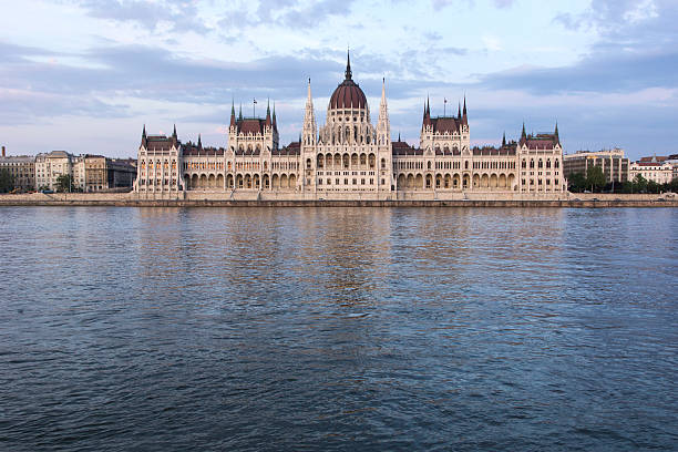 istock budapest parliament contrast shot 147790504