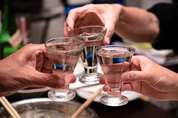 japanese sake cheers alchol saki photos stock pictures, royalty-free photos & images