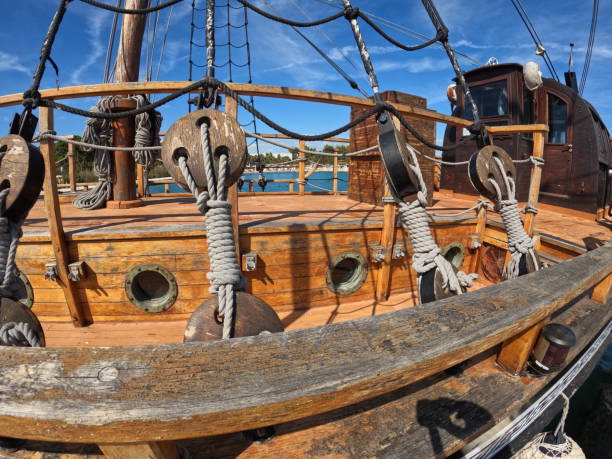 istock Ropes for securing the sails of a sailboat 1478017363