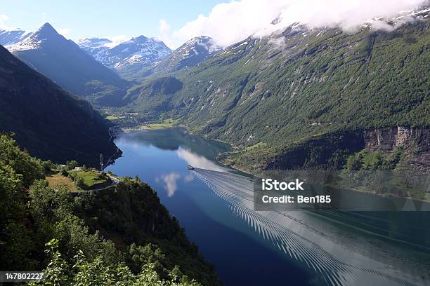 Fiord Geiranger - zdjęcia stockowe i więcej obrazów Bez ludzi - Bez ludzi, Europa - Lokalizacja geograficzna, Fiord Geiranger