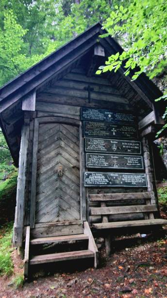 istock old wooden chapel in Saalfelden Hermitage 1478069870