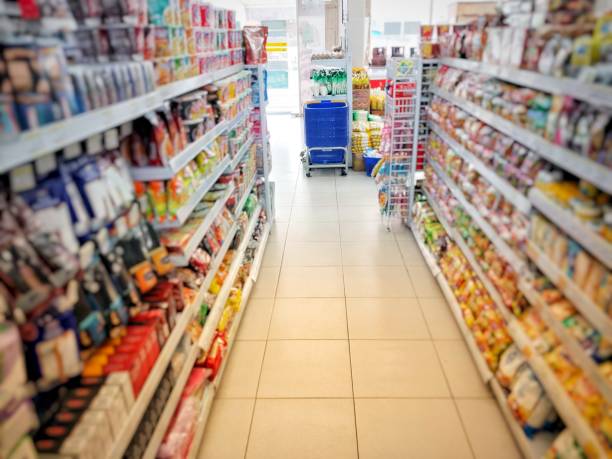 istock Everyday Essentials Aisle at the Supermarket 1478093915