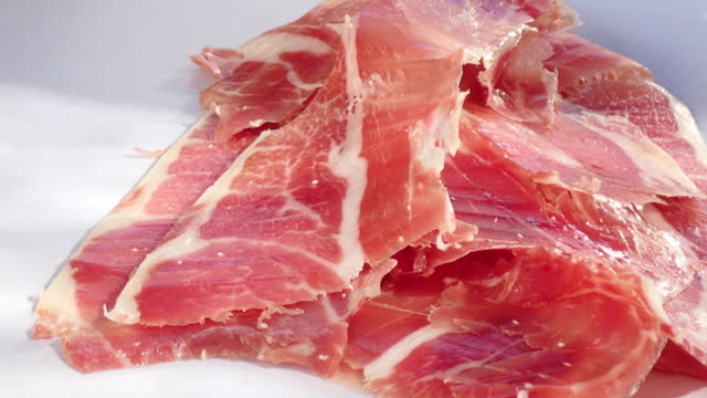 cutting jabugo Ham, Bellota ham in close range