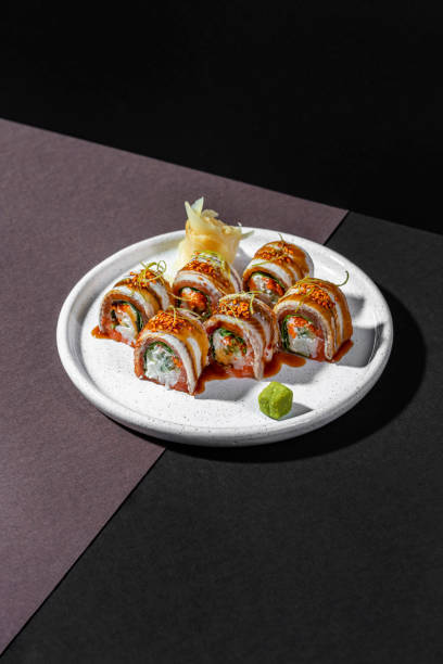 Pan-Asian cuisine, eel roll in unagi sauce