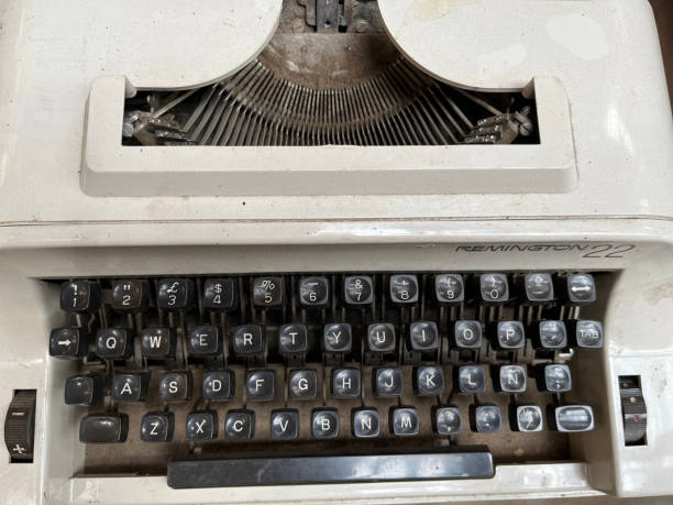 istock detail of an old typewriter 1478155170