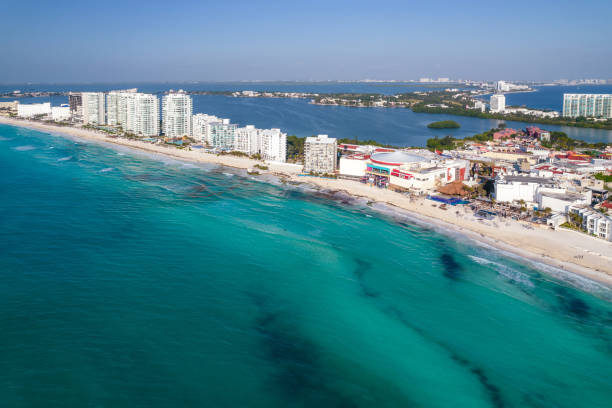 istock Mexico Cancun, beautiful Caribbean coast, top view. 1478157225