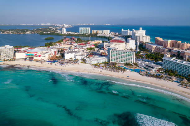 istock Mexico Cancun, beautiful Caribbean coast, top view. 1478157574