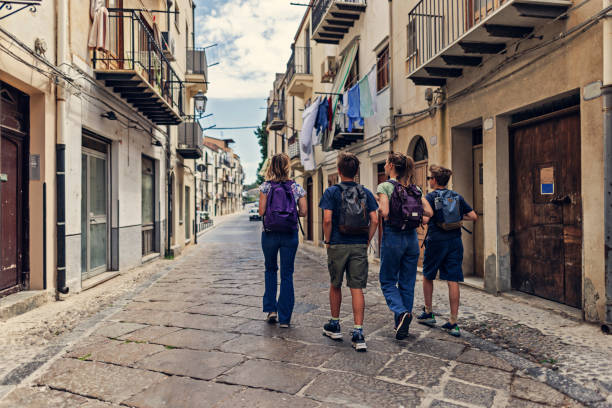 istock Family sightseeing Italian town 1478180817