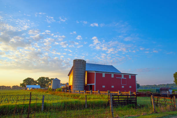 istock Red Barn at Sunrise-Miami County Indiana 1478195136