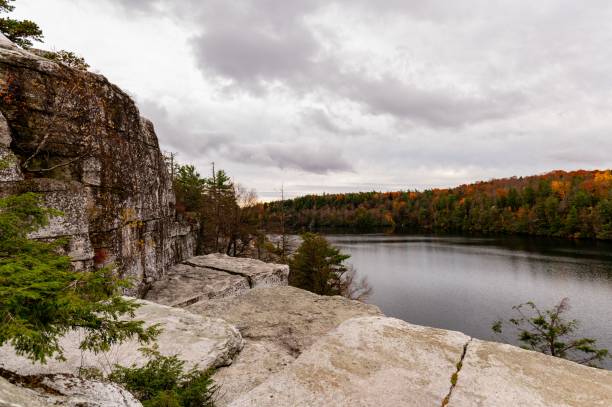 istock a view of a lake from the cliffs in the fall 1478201070