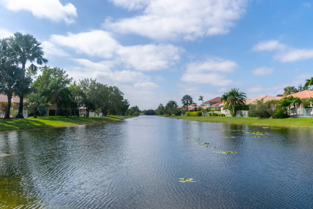 istock Lake in Coral Springs, Florida 1478256096
