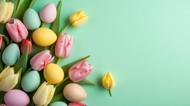 istock Happy Easter with tulips and decorative eggs in various colors 1478284688