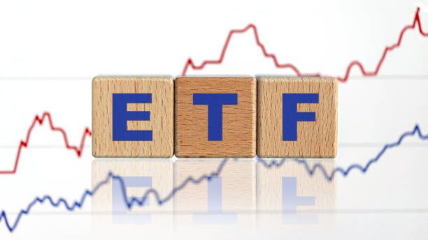 istock ETF chart and wooden cubes 1478321404