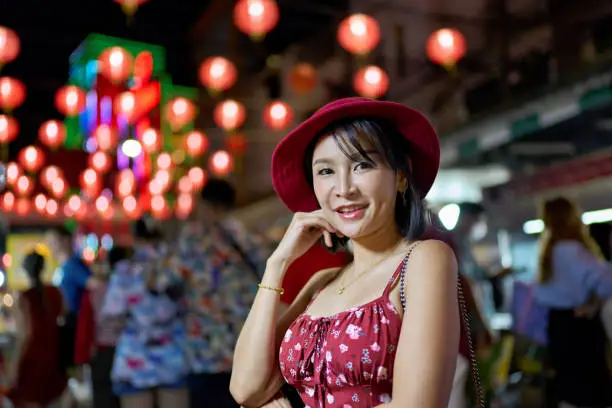 thai woman at nightmarket in yaowarat china town bangkok during chinese new year