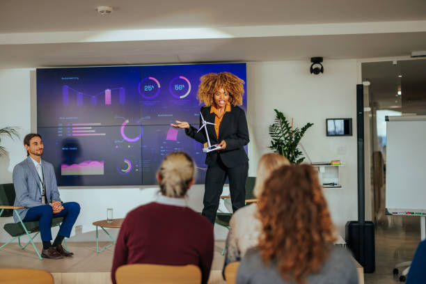 istock Renewable energy specialist lecturing businesspeople. 1478372902