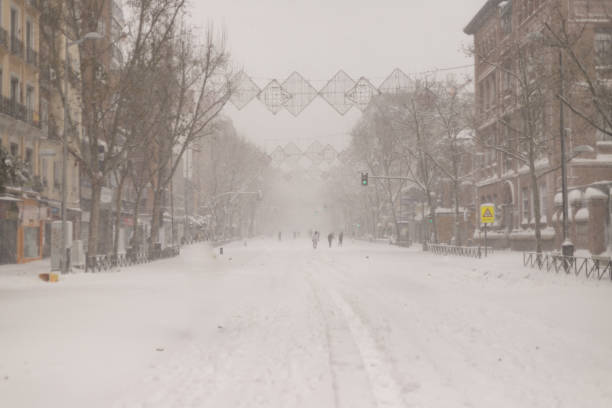 istock Snowy streets in Madrid, Spain in 2021 1478418287