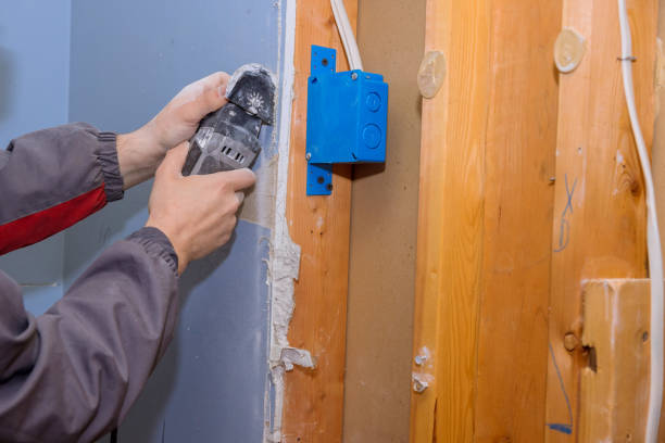 istock In this renovation service, the plasterboard that has become damaged will be cut off with the use of a multi-tool oscillating with a multi-positional head 1478481352