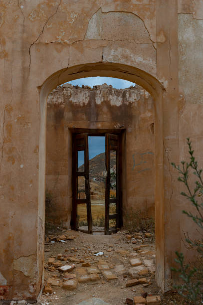istock ruined house door 1478494551