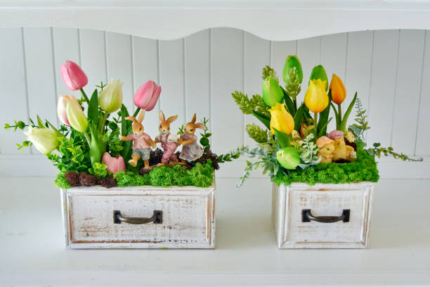istock Tulip Artificial flower arrangements with rabbits 1478511065