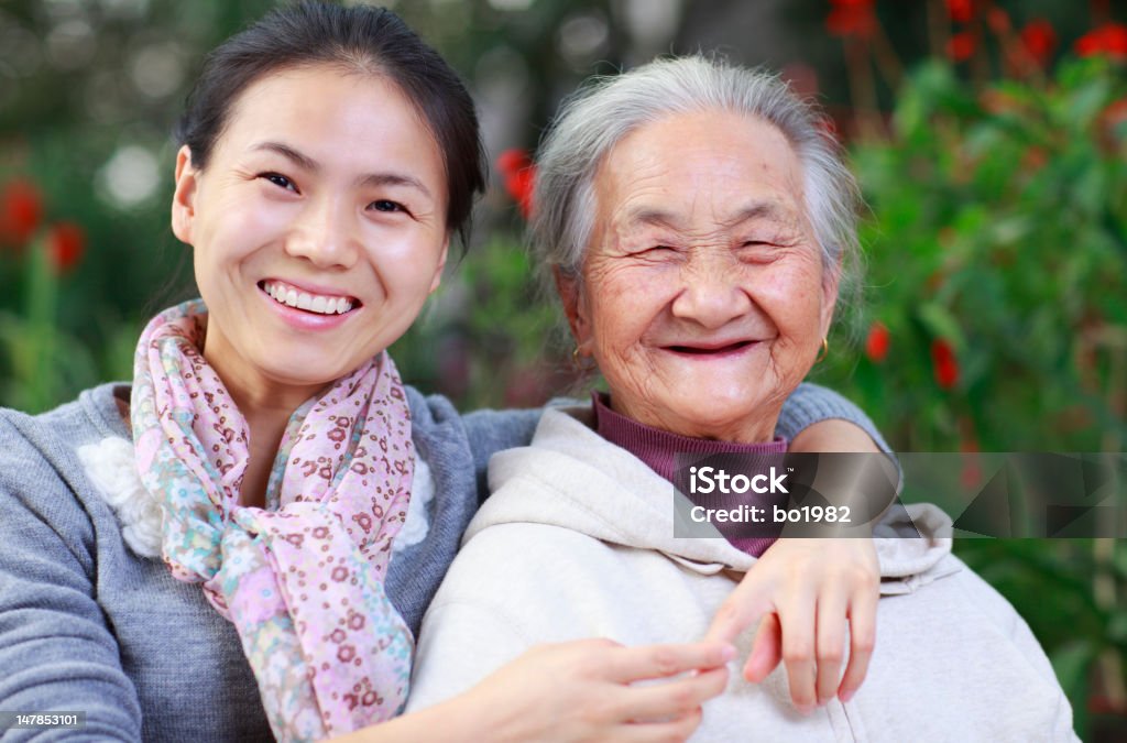 Foto de feliz avó com a Neta - Royalty-free Asiático e indiano Foto de stock